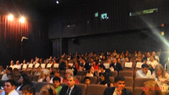 2011.03.28 Muestra de cine de Taiwan en el Shopping del Sol, con numeroso publico