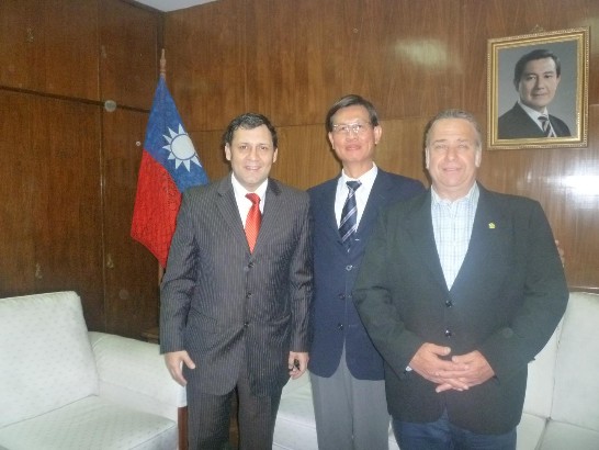 2010.10.08 巴拉圭參眾兩院議長祝賀我國國運昌隆