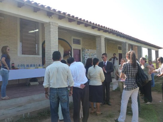 學校負責人介紹去年完成之新建校舍