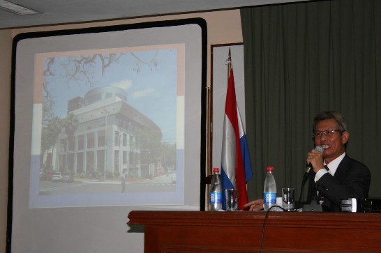 2010.04.27黃大使講述情形