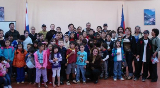 2010.05.22參加寫生比賽學童合照