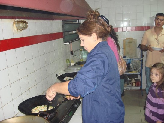 2010.06.12駐巴拉圭大使館與佛光會亞松森禪淨中心合辦素食烹飪教學