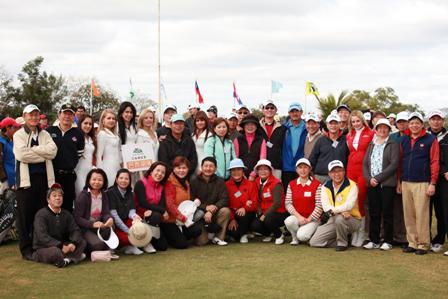 巴西湖濱隊球友合影