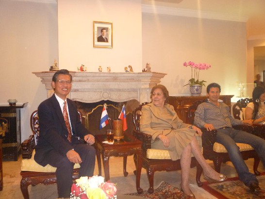 2010.08.19 黃大使夫婦與巴第一夫人餐敘