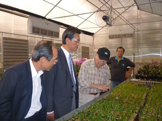 黃大使視察駐巴技術團水產及農業發展中心