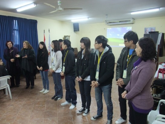 2010.08.04 國際青年大使訪團於Pablo L. Avila學校進行文化交流。