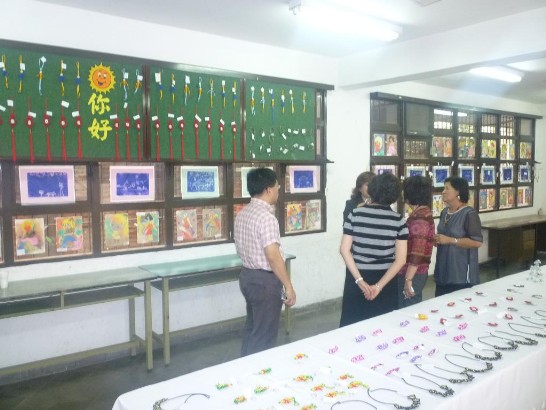 2010.08.27 僑務委員會文化巡迴教師陳娟娟老師於亞松森中正學校教學圓滿成功