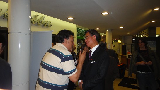 2010.09.17 黃大使接受「1000電台」記者現場電話連線採訪