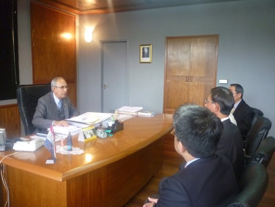 2010.09.02 黃大使陪同我國資訊廠商拜會巴拉圭工商部長瑞巴斯，協助拓銷我國產品