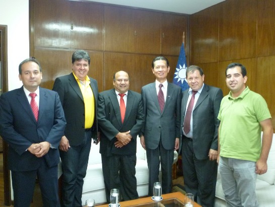 2010.01.24 駐巴拉圭黃大使聯昇接見巴國Santa Rosa及Yguazú兩城市市長