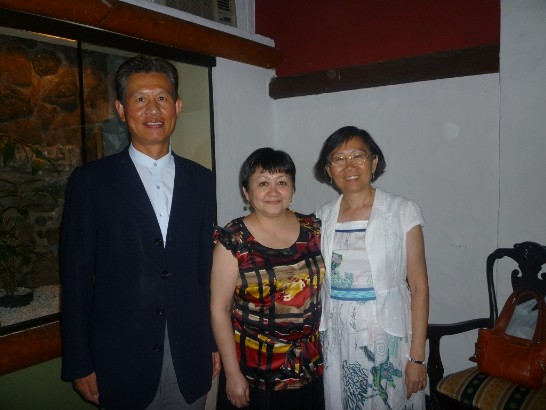 2011.02.17 黃大使聯昇與加拿大基督兒童基金會午餐敘