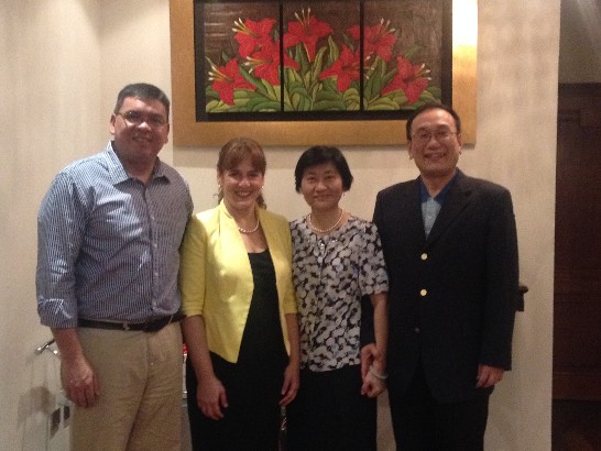 駐巴拉圭劉大使德立夫婦與內政部長德瓦加司夫婦合影