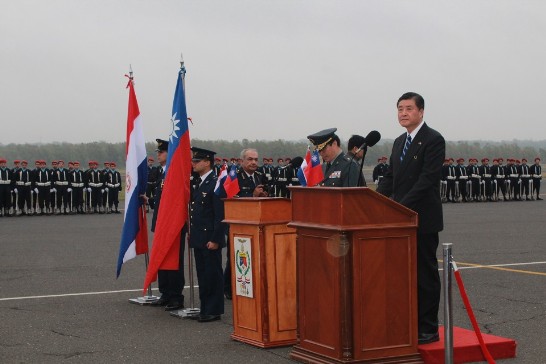 高部長華柱於贈機典禮中致詞