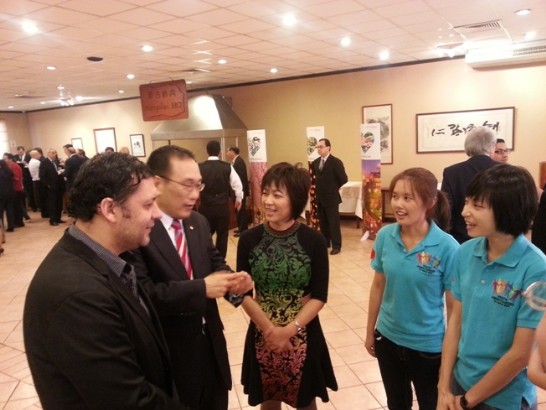 劉大使德立介紹我「國際青年大使」訪團予巴參議院副議長柏佳都