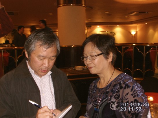 南緯成衣廠史國負責人戴經理鶴亮接受宏觀電視訪問