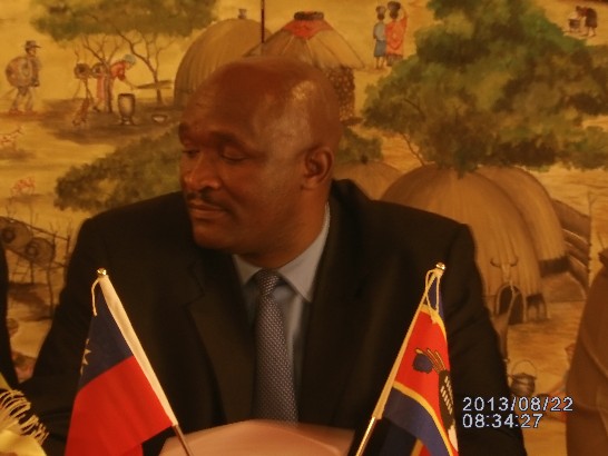 史國公共工程部長涂圖可(Ntuthuko Dlamini)代表該部感謝我國援助