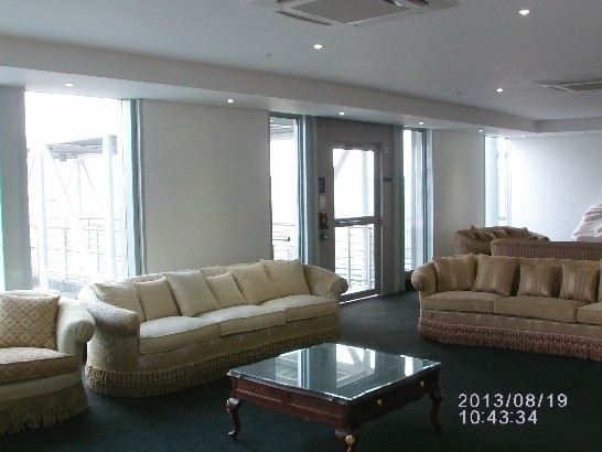 蔡大使明耀與史國經濟企劃暨發展部部長項古聖親王(H.R.H. Prince Hlangusemphi Dlamini)8月19日視察新機場合影