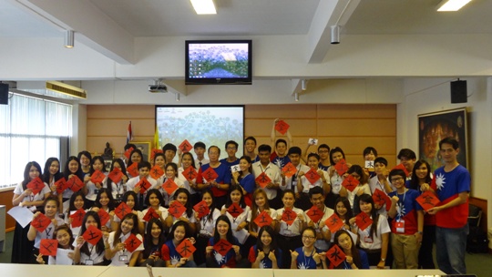 訪團在泰國皇家理工大學進行中文教學