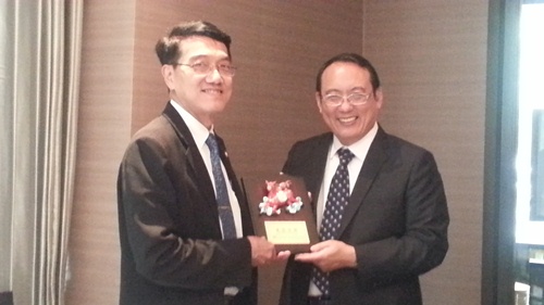 國立屏東科技大學戴校長昌賢及梁國際長智創拜會 泰國教育部高等教育署署長Assoc. Prof. Kamjorn Tatiyakavee洽談合作辦理第四屆臺泰高等教育論壇事