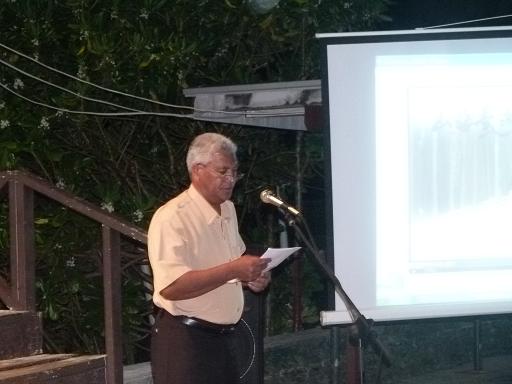 吐國衛生部長Tanukale在「吐瓦魯留台校友會」成立大會致詞情形