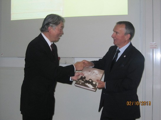 沈呂巡赴愛丁堡大學發表我外交史料專題演講 為文化部光點計畫揭開序幕