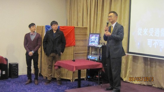 蘇總領事於新堡台灣同學會新春餐會上致詞。