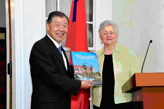 Ambassador Jason C. Yuan with President of the Club Mrs. Lise Monty