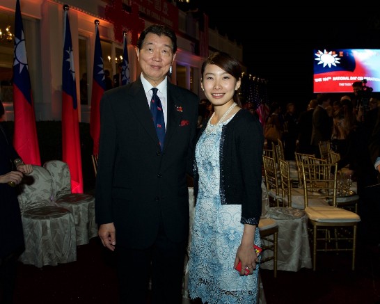 Representative Lyushun Shen and 2015 Hult Prize winner Ms. An-Nung Chen at the 104th National Day Reception of the Republic of China (Taiwan) at the Twin Oaks Estate, Oct. 7, 2015.