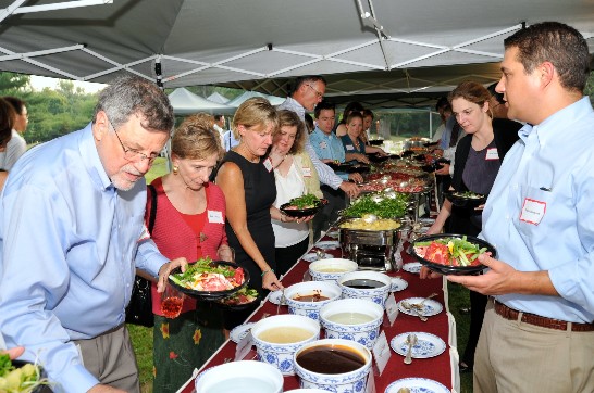Ambassador Jason Yuan and Mrs. Yuan hosted dinner for the U.S. Senate Chiefs of Staff Association