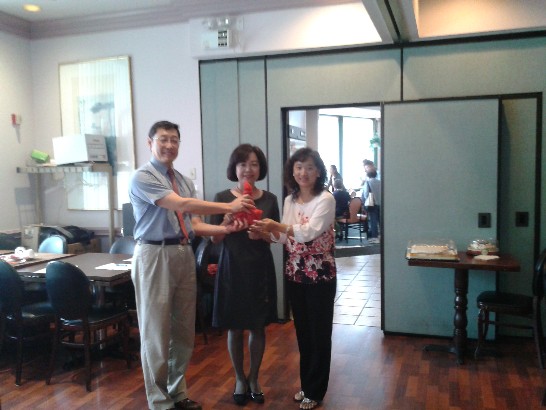 大華府地區中文學校聯誼會新舊任總幹事交接