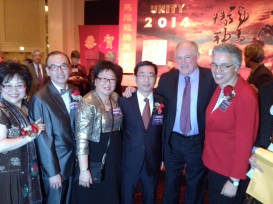 Consul General Ger (3rd from right), Governor Pat Quinn (2nd from right), Cook County President Toni Preckwinkle (1st from right)