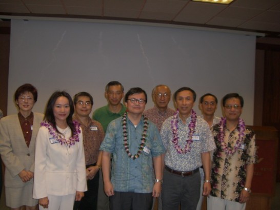 沈副處長、黎倩儀組長及洛杉磯呂學祥秘書與國建會朱寶信會長、第一副會長廖伯彥、聶教授、夏威夷大學農學院胡慶元副院長、趙子儀老師、黃孟珠老師等國建會學者合影