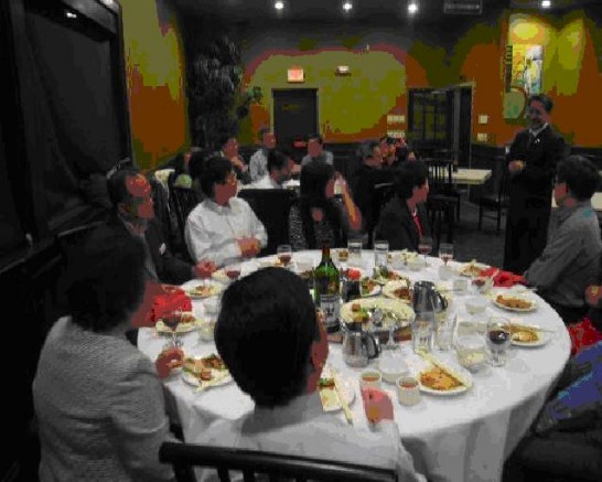 駐處廖處長東周於本（101)年3月7日晚宴請奧克拉荷馬州僑界代表並簡介國情