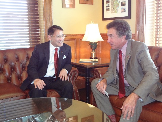 廖處長與阿州眾議會議長Robert Moore會晤，雙方相談甚歡