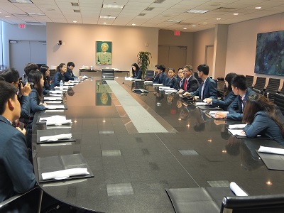 本(104)年9月15日上午青年大使拜會聖湯瑪士大學(University of St Thomas)副校長Dr. Dominic Aquila。