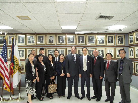 A trade delegation, led by Director General Ray Mou, called on Puerto Rico chamber of Commerce.