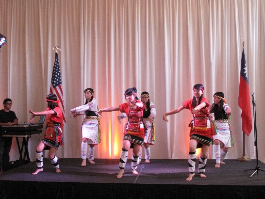 Aboriginal dance