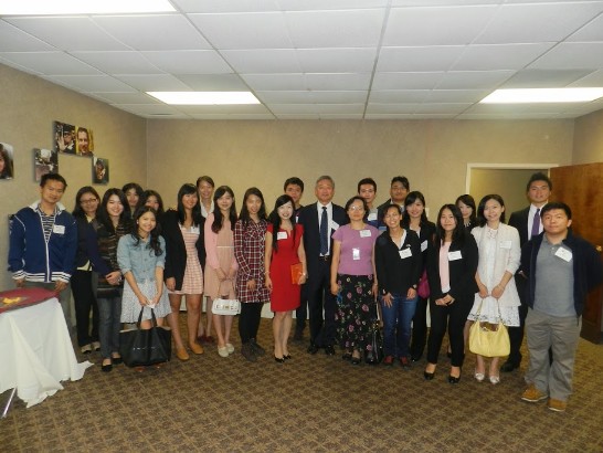 紐約教育組張主任等與Temple University 同學合影