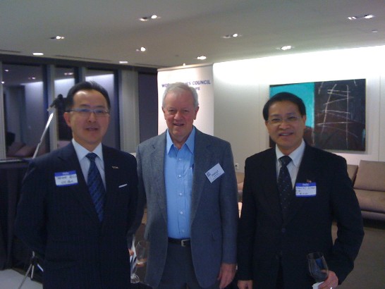  Director General Daniel Liao (right) and former AIT/T Director Ambassador Darryl Johnson (center)