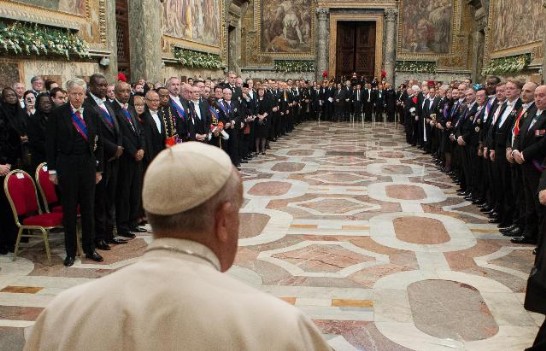 教宗向各國駐梵大使及外交官賀年，王大使豫元列席於右側首列(右6)。