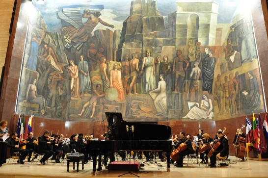 義大利Nova Amadeus管弦樂團。