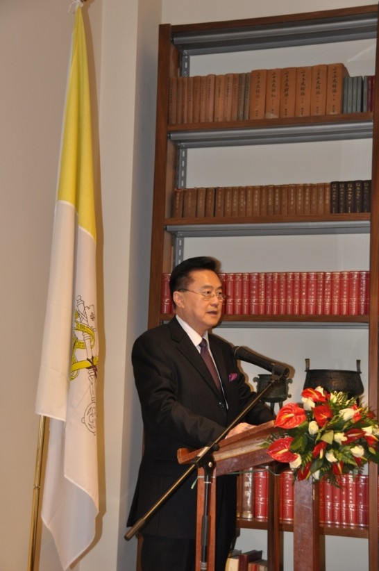 駐教廷王大使豫元向與會貴賓介紹我國國情、兩岸現況及我國與教廷雙邊關係