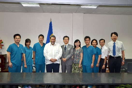 Dr. the Hon. Prime Minister Ralph Gonsalves warmly welcomed a medical team of seven from Taiwan's Chunghua Christian Hospital, accompanied by Ambassador Weber Shih of Republic of China (Taiwan)on May 20, 2014.