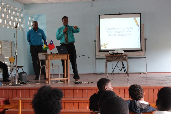 Presentation of 2016 Taiwan Scholarship Programmes (Session 6) was held at St. Joseph Convent Marriaqa on February 18, 2016. Jamali Jack and Gordon Shallow from the SVG Taiwan Scholar Alumni Association attended to share their experiences in Taiwan.