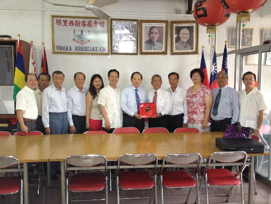 Representative Hsu visits Hakka Association in Mauritius 