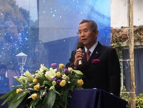 H. E. Michael Hsu addresses to the participants of TZu Chi Foundation S. A. on Mothers Day