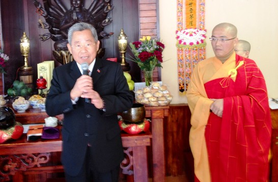 H.E. Mr. Michael Hsu addresses to the participants of Buddha's Light International Associatio, Johannesburg