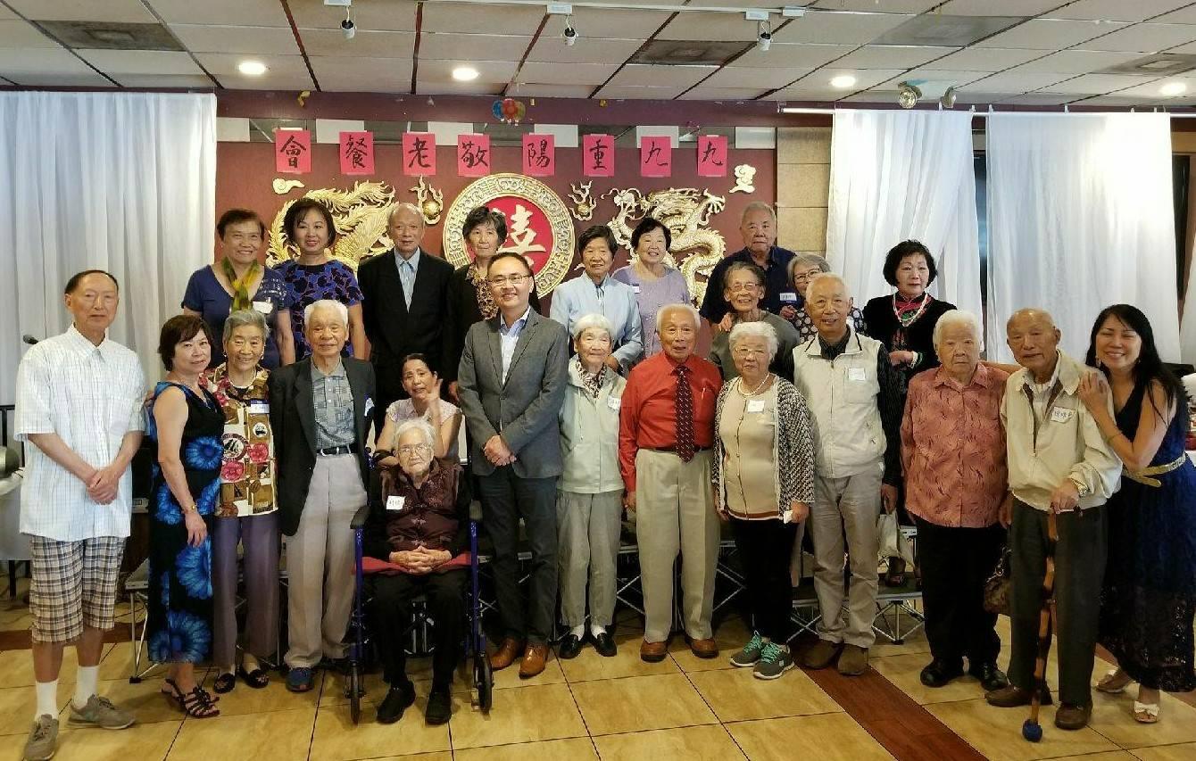 張詩瑞處長與出席耆老合影