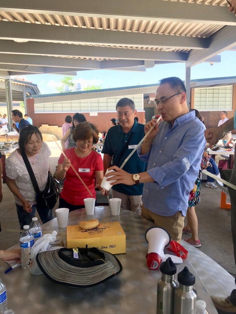 張詩瑞處長參加趣味競賽