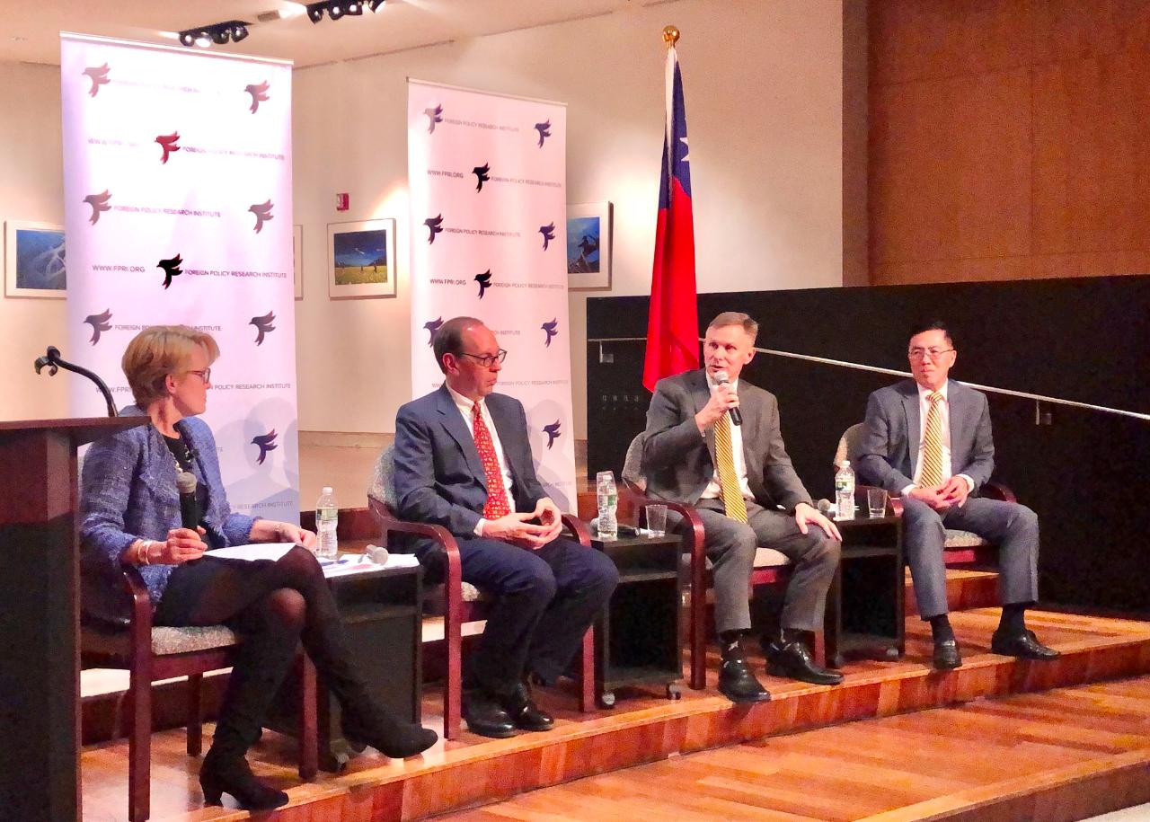 Co-hosted by TECO in New York and Foreign Policy Research Institute (FPRI). From left to right: Carol Rollie Flynn, FPRI President, Jacques deLisle, FPRI Asia Program Director, David Rank, Senior Fellow at Yale Jackson Institute of Global Affairs, and Vincent Wang, Dean of College of Arts and Sciences, Adelphi University.